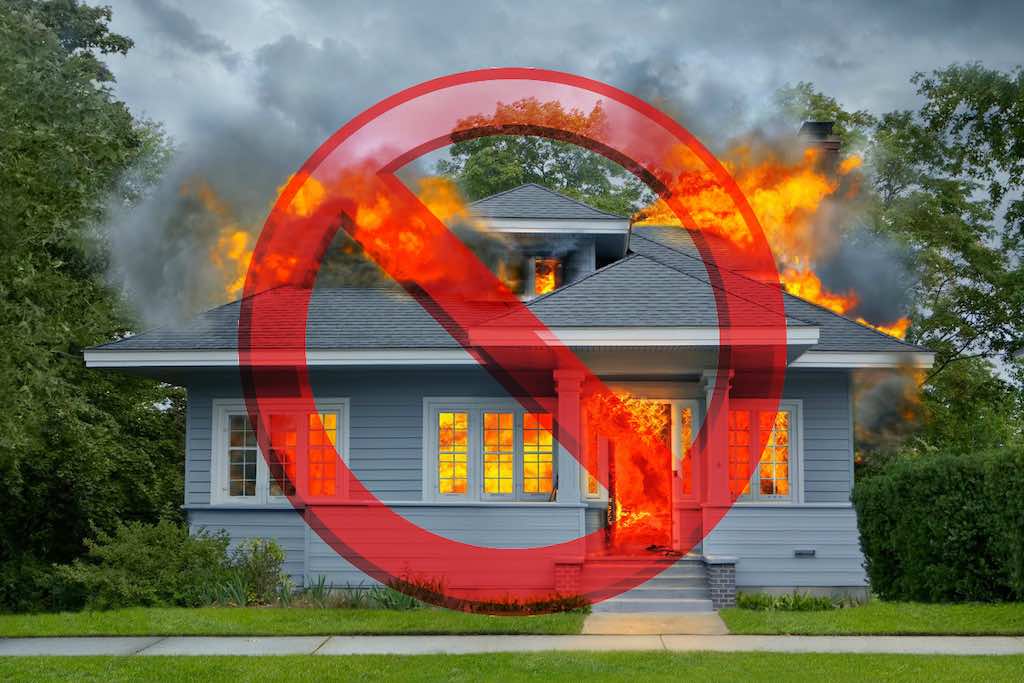 Преимущества устойчивости к пожарам СИП домов